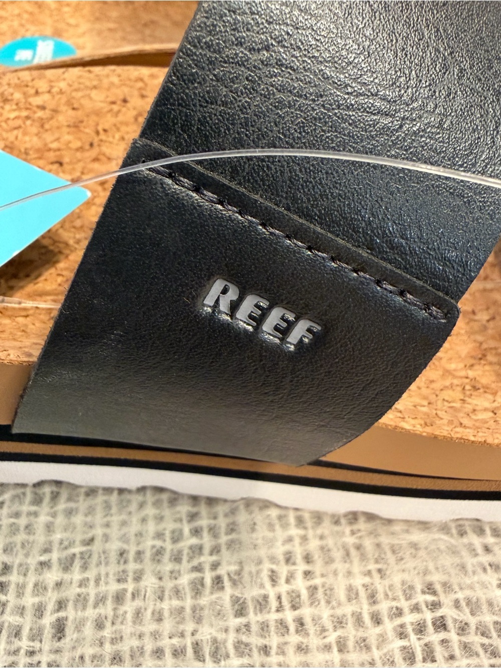 Reef Cushion Vista HI Sandals - Picture 5 of 16